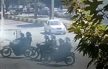 قوات الأمن الإيرانية تعتدي بالضرب على أصحاب البسطيات العرب في الأحواز