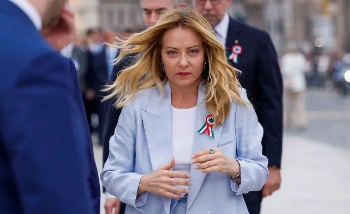 إيطاليا تهدد إيران بفرض المزيد من العقوبات