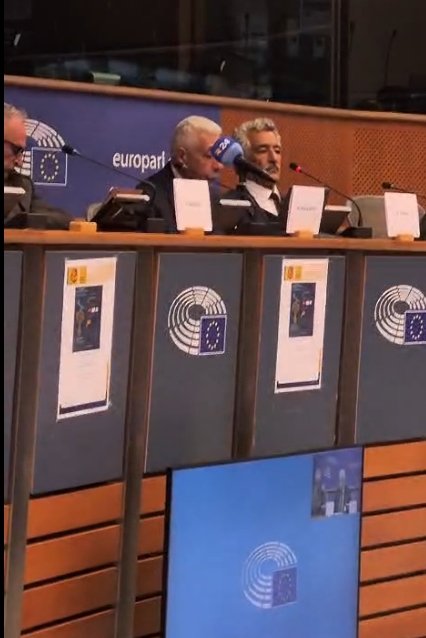 رد الدكتور عودة عفراوي مسؤول وفد حركة النضال العربي الأحوازي على أسئلة الحضور في مؤتمر بروكسل .