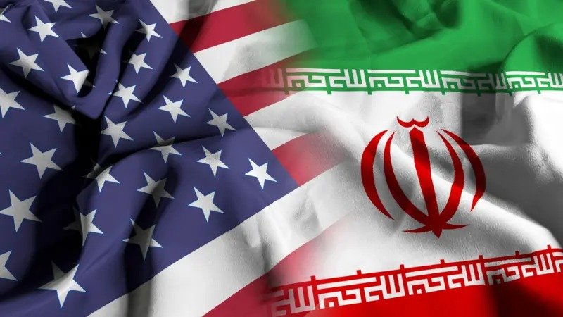 الولايات المتحدة وإيران تتفقان على وقف الأعمال القتالية ومرور السفن "بحرّية" عبر مضيق هرمز